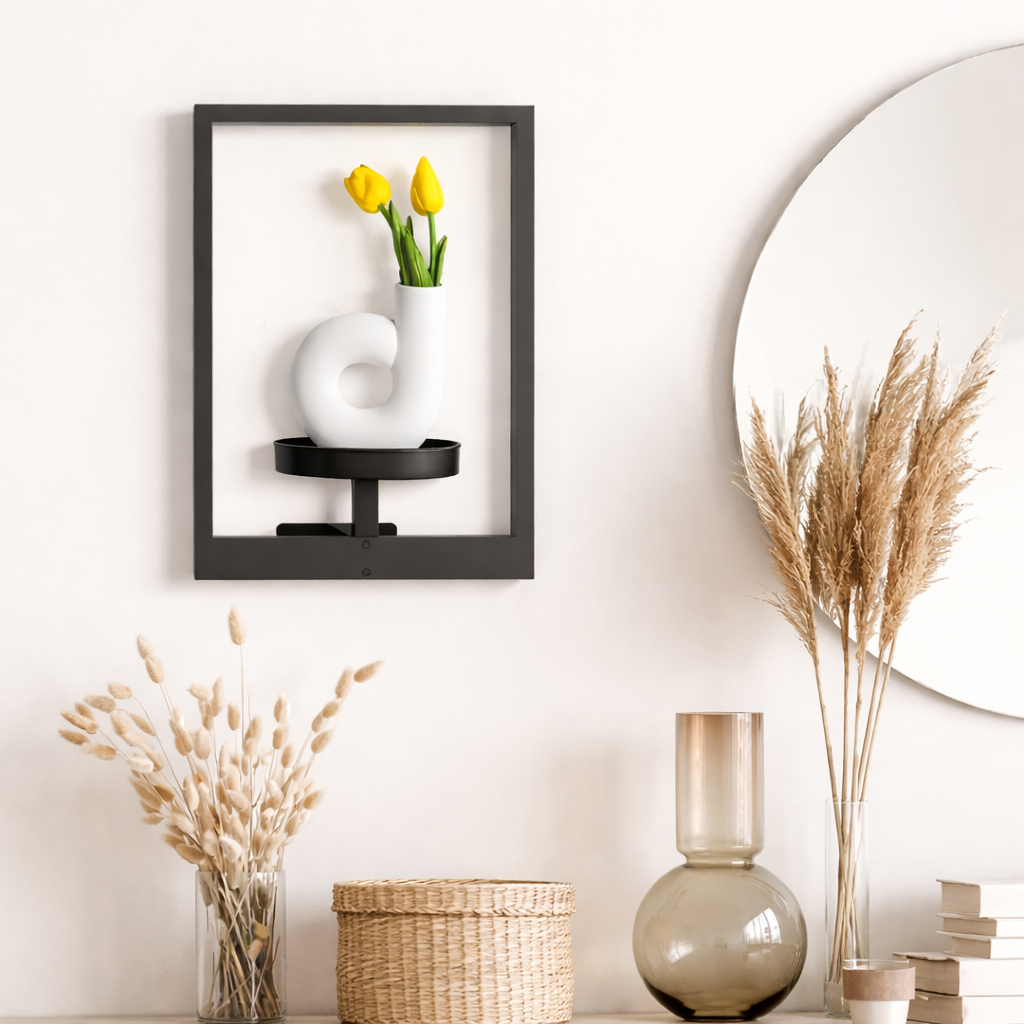 AuraFrame™ – Väggdekoration som får ditt favoritföremål att ta plats. 🌿